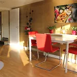 Houseboat Orpheus 4*