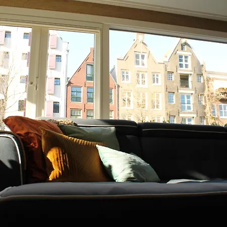 Houseboat Orpheus Amsterdam